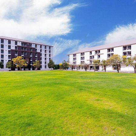 Creston Grand Hotel Suphan Buri Dış mekan fotoğraf