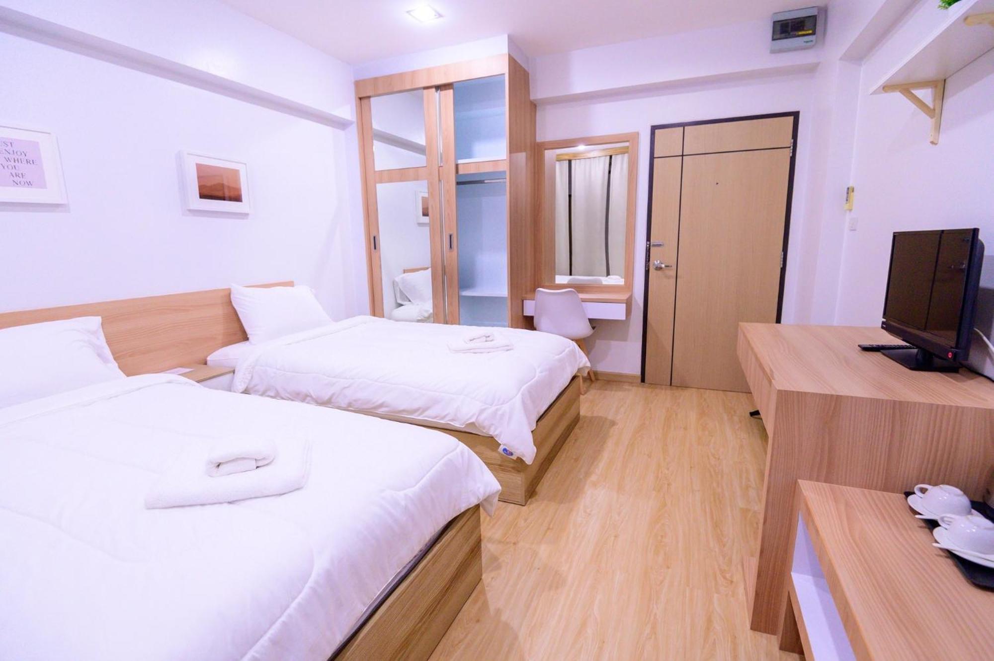 Creston Grand Hotel Suphan Buri Dış mekan fotoğraf