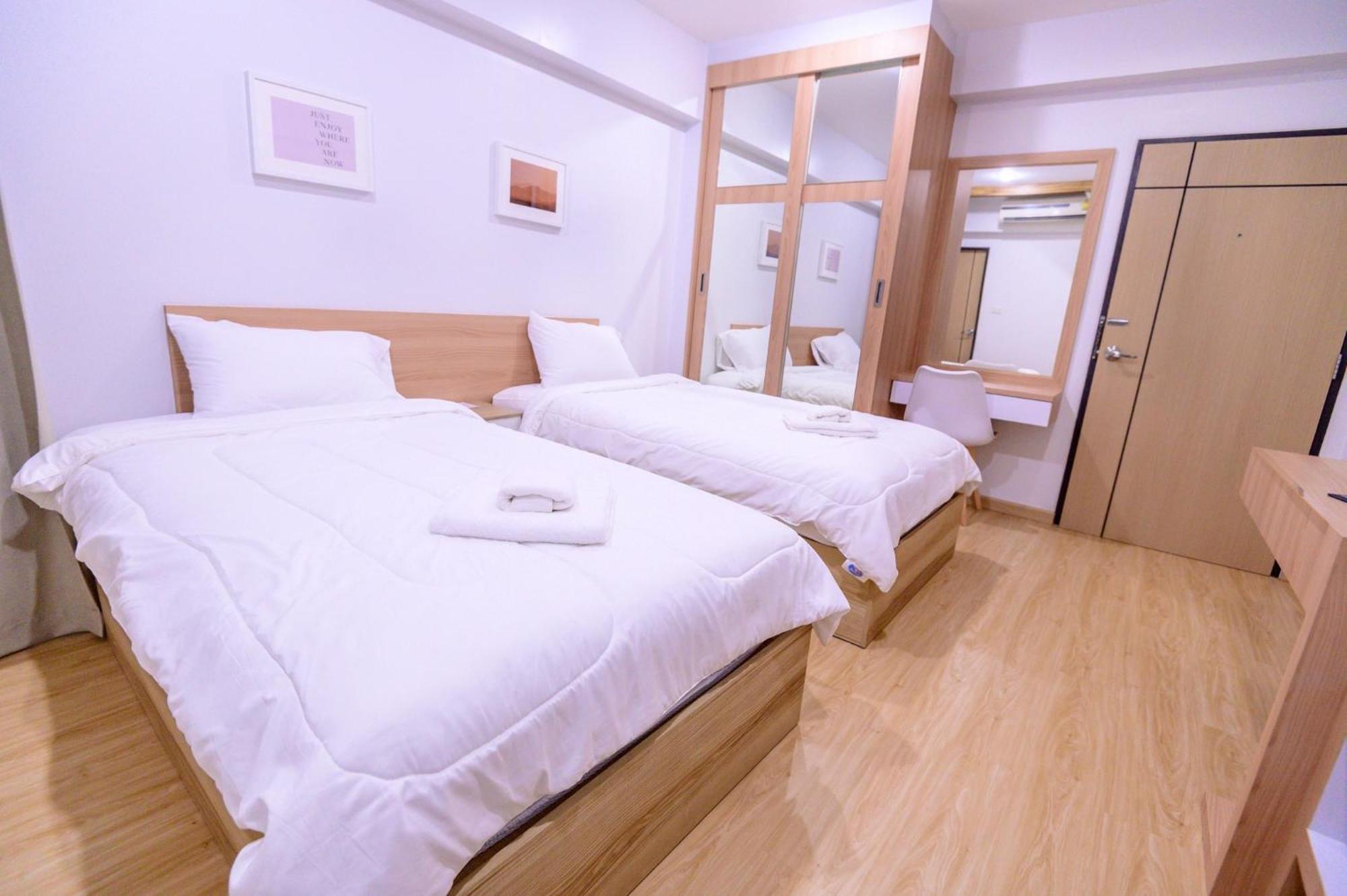 Creston Grand Hotel Suphan Buri Dış mekan fotoğraf