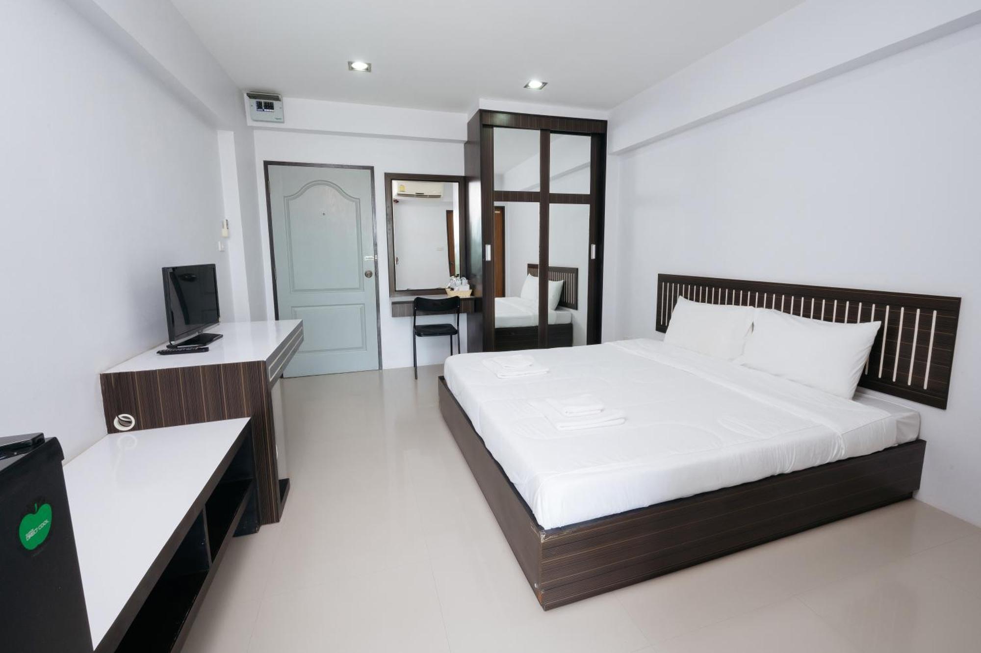 Creston Grand Hotel Suphan Buri Dış mekan fotoğraf